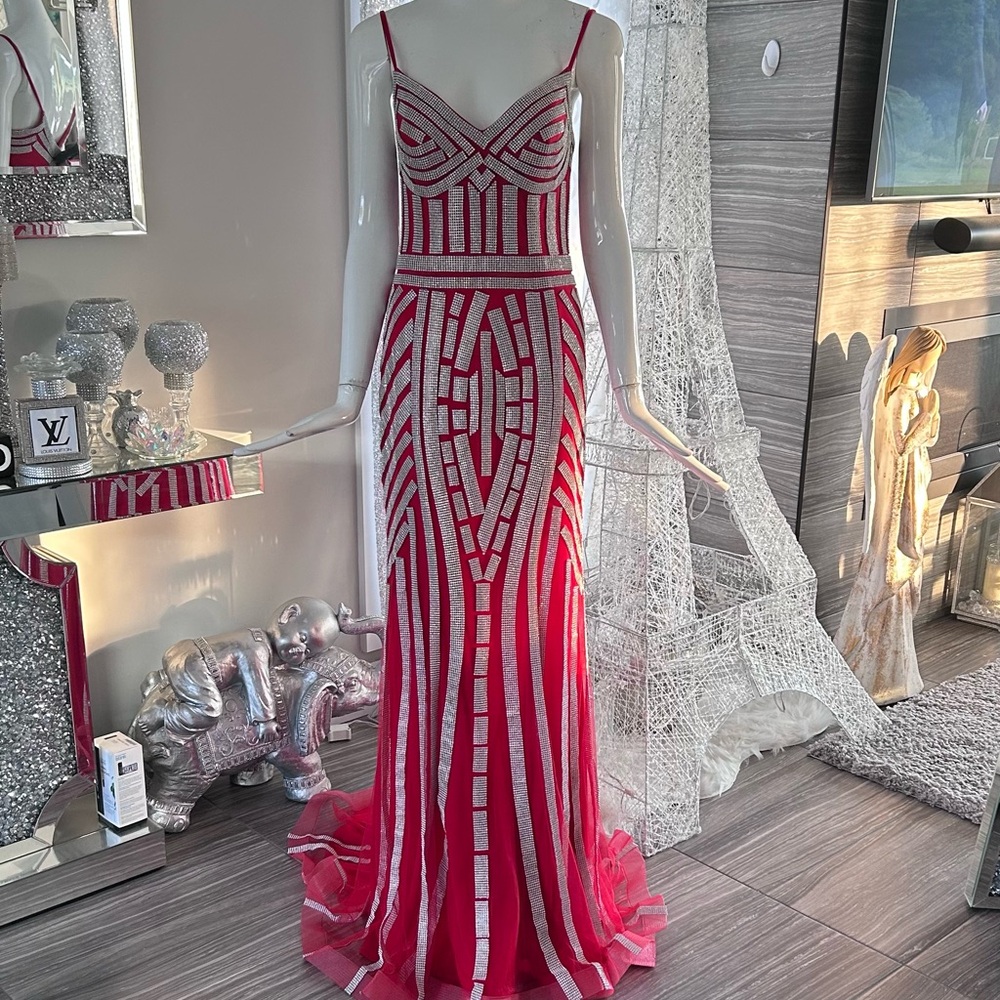 NWOT ♥️ ✨Red and Silver Luxury Mermaid Dress
